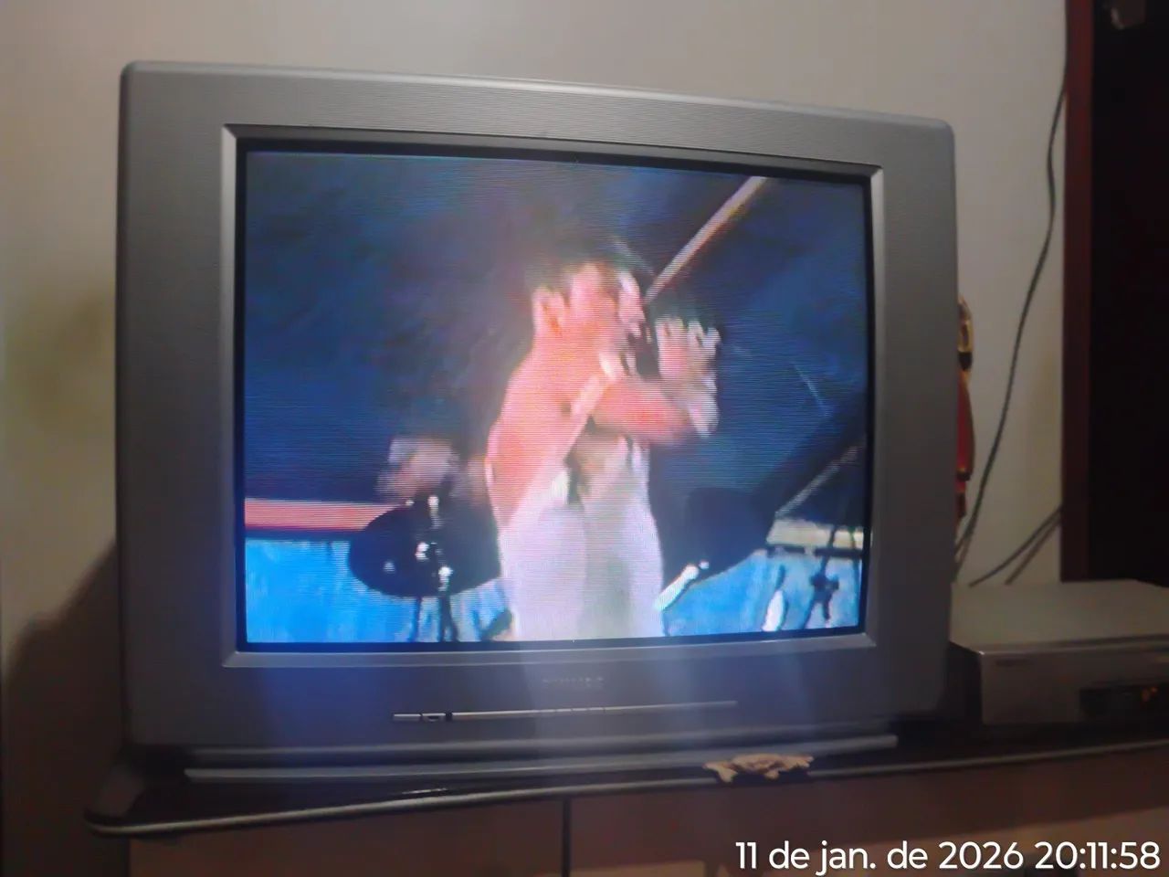 TV Tubo 29 Philips + Controle Original, Funcionando perfeitamente!!! - Foto 3