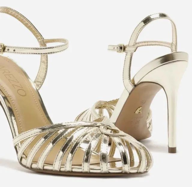 Sandália Arezzo Dourada 37 - Foto 2