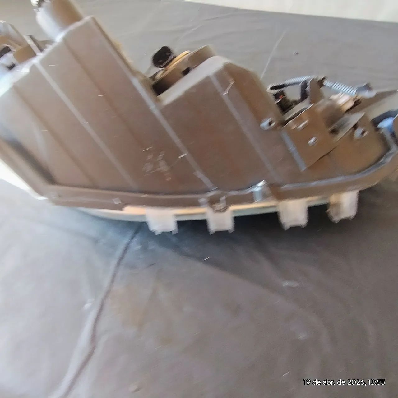 FAROL YARIS ESQUERDO  - Foto 4