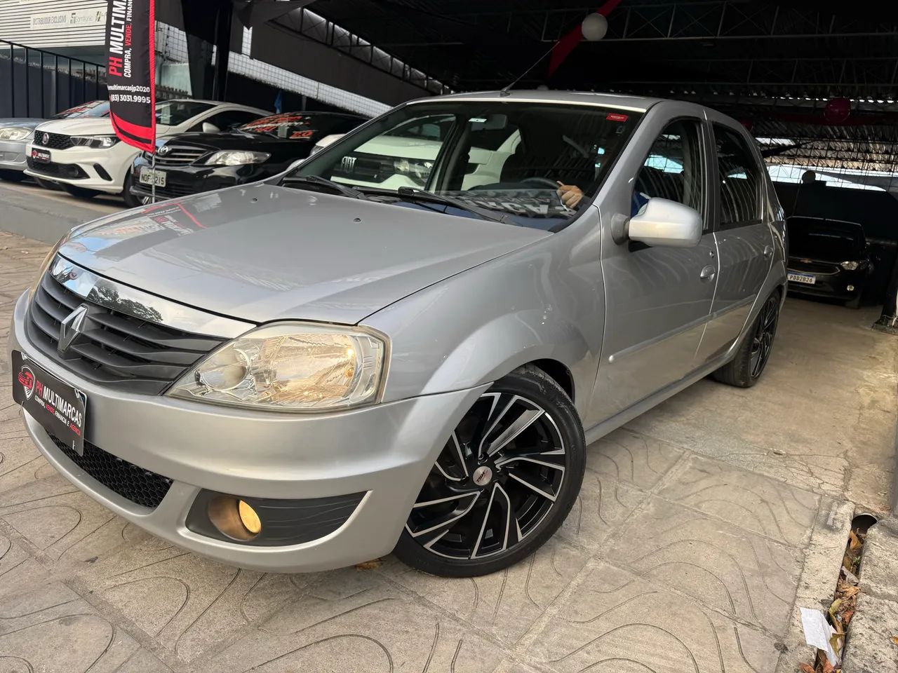 Renault Logan Expression Hi-flex 1.6 16V 4P AUT 2012 - Foto 2