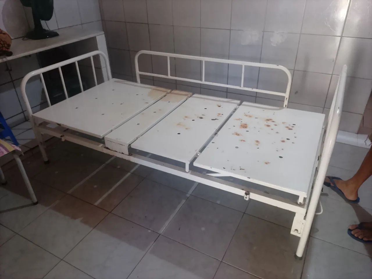 Cama hospitalar articulada - Foto 3