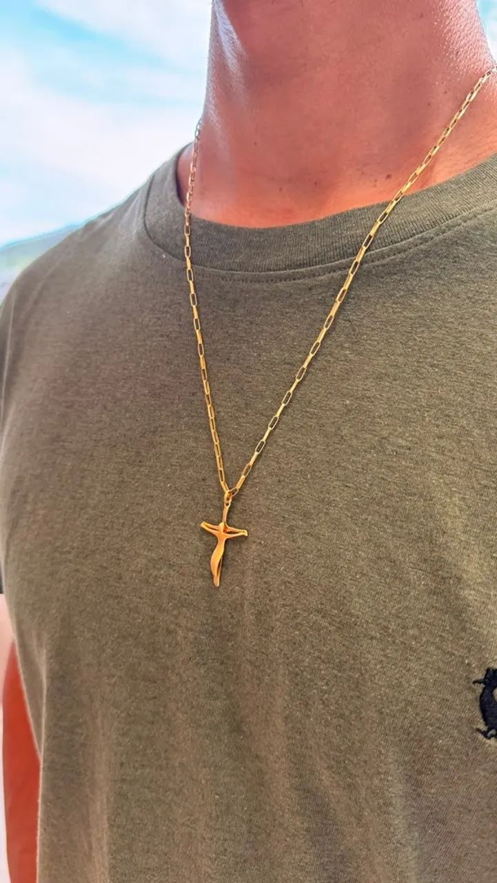 Pingente Crucifixo Maciço ouro 18k - Foto 2