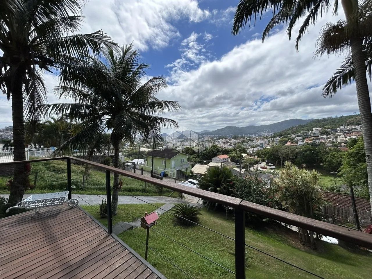 CASA FINANCIÁVEL COM AMPLO TERRENO PRÓXIMO À UFSC - Foto 3