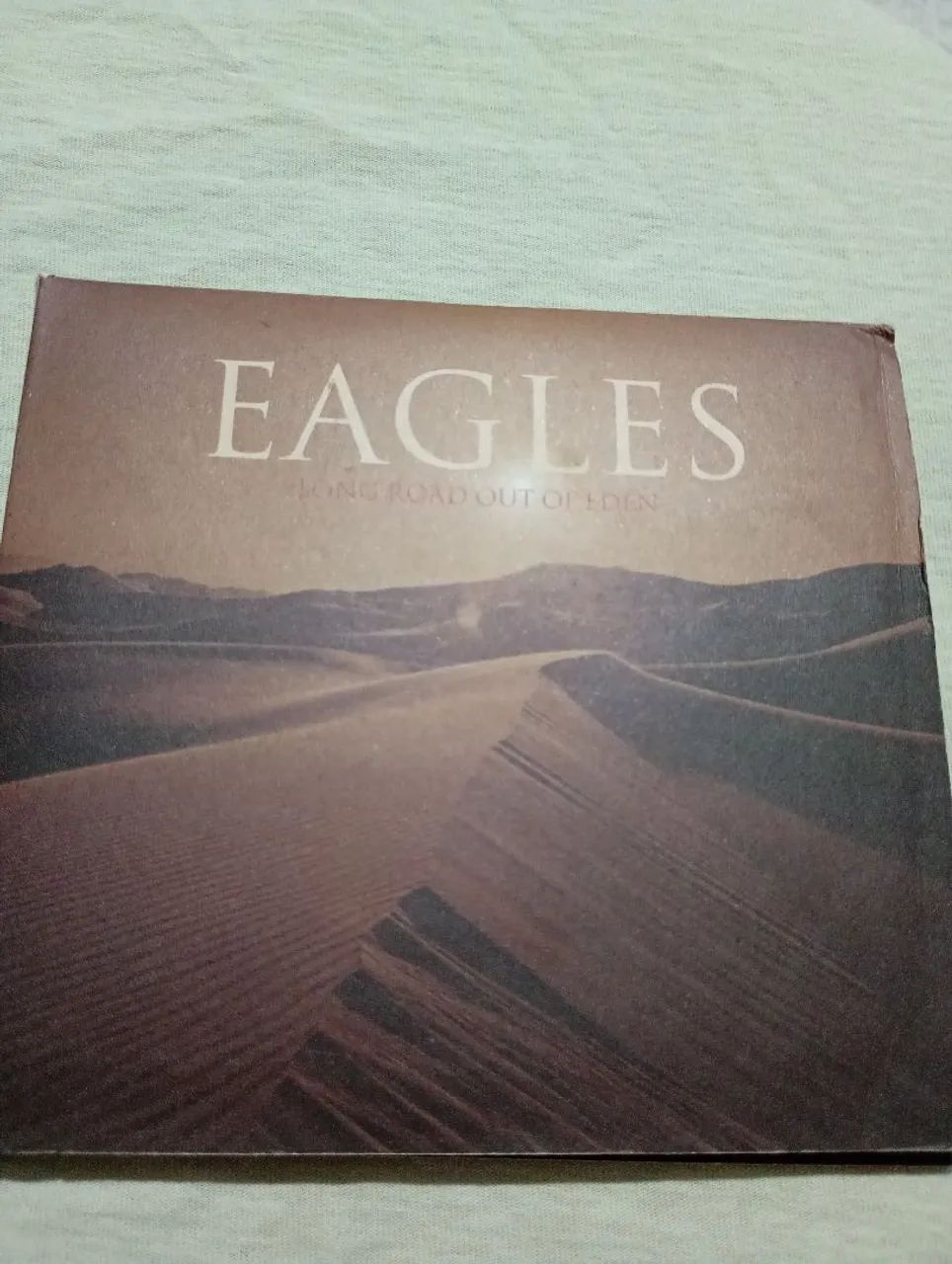  CD. Duplo do EAGLES. 