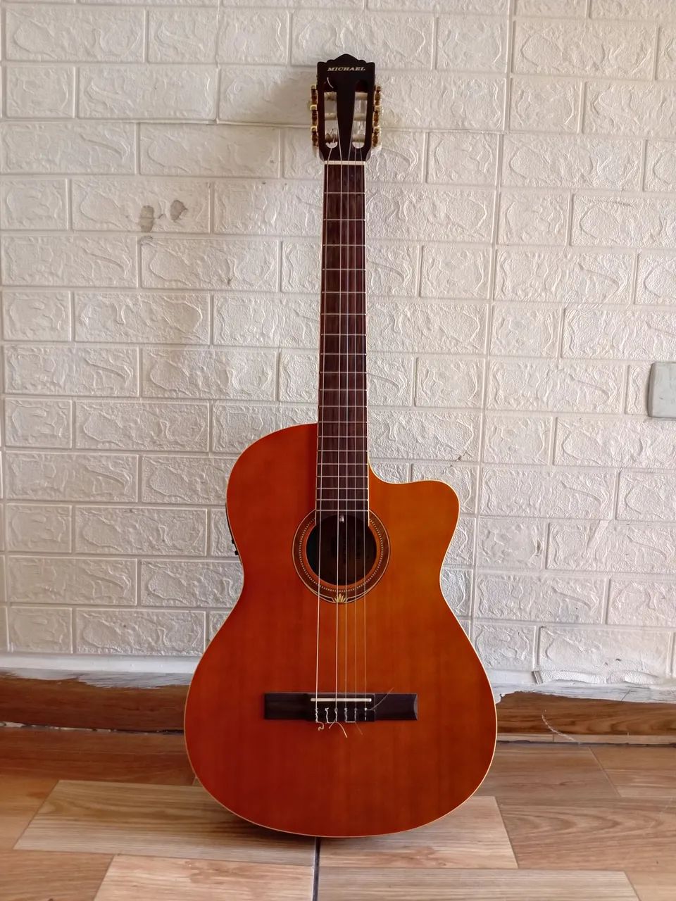 Violão - MICHAEL