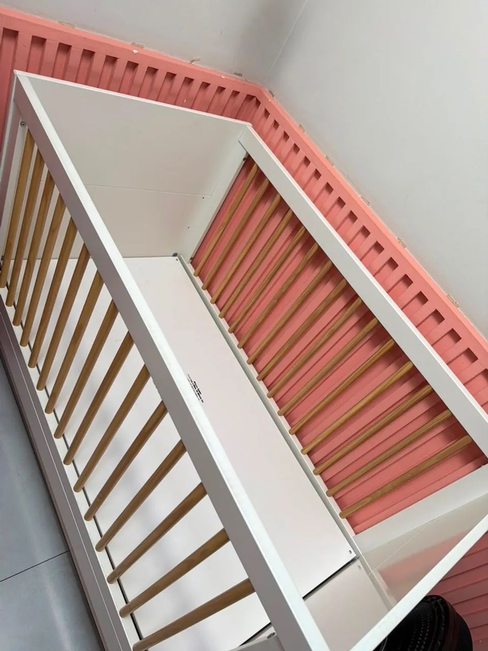 Berço Cozyquarter com colchão 
