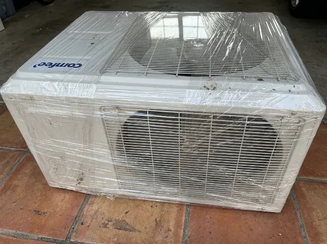 Ar Condicionado Split Comfee 22.000 BTUs Frio - Usado funcionando