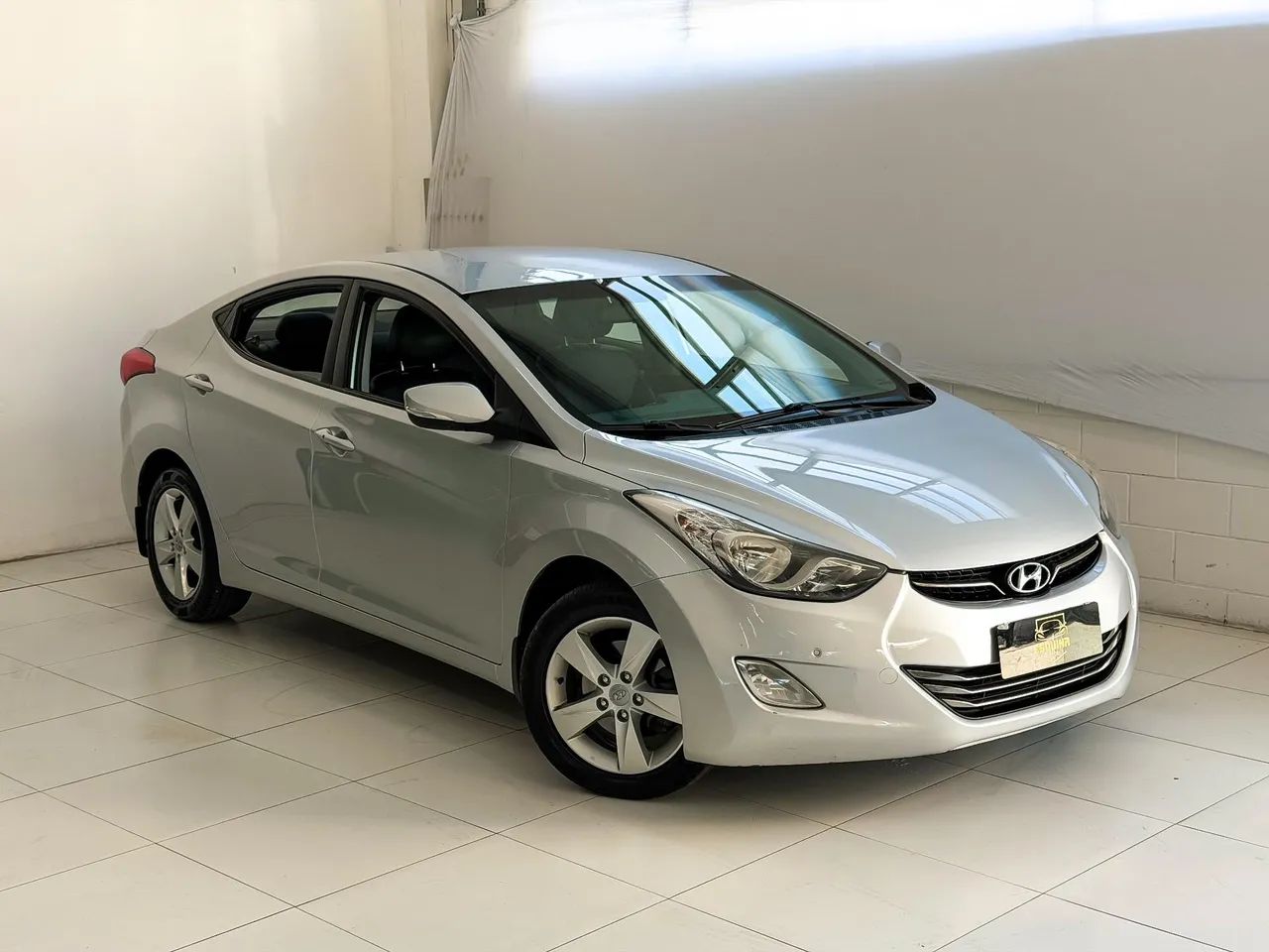 Hyundai Elantra GLS 2.0 16V Flex Aut. 2013 - Foto 2