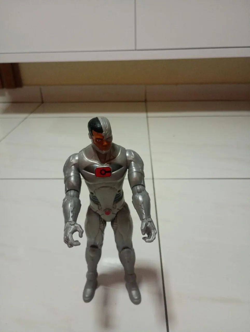 Boneco Cyborg articulado 30cm. - Foto 2