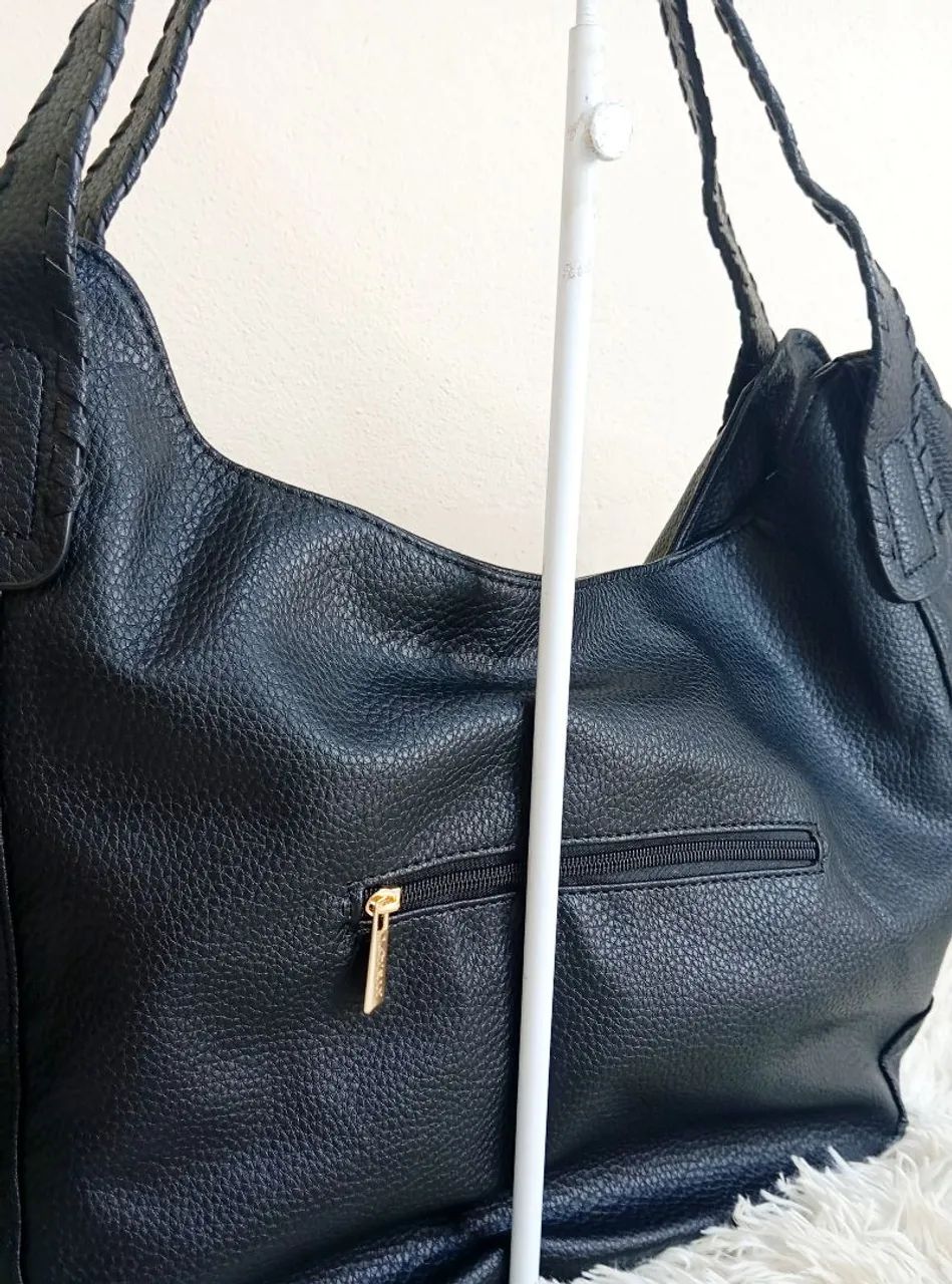 Bolsa GG Feminina Preta Cabe Notebook  - Foto 5