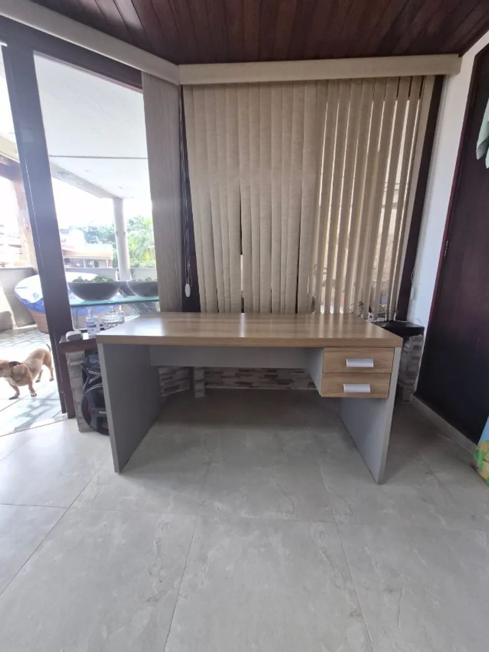 MESA DE ESCRITÓRIO ELEGANTE - Foto 2