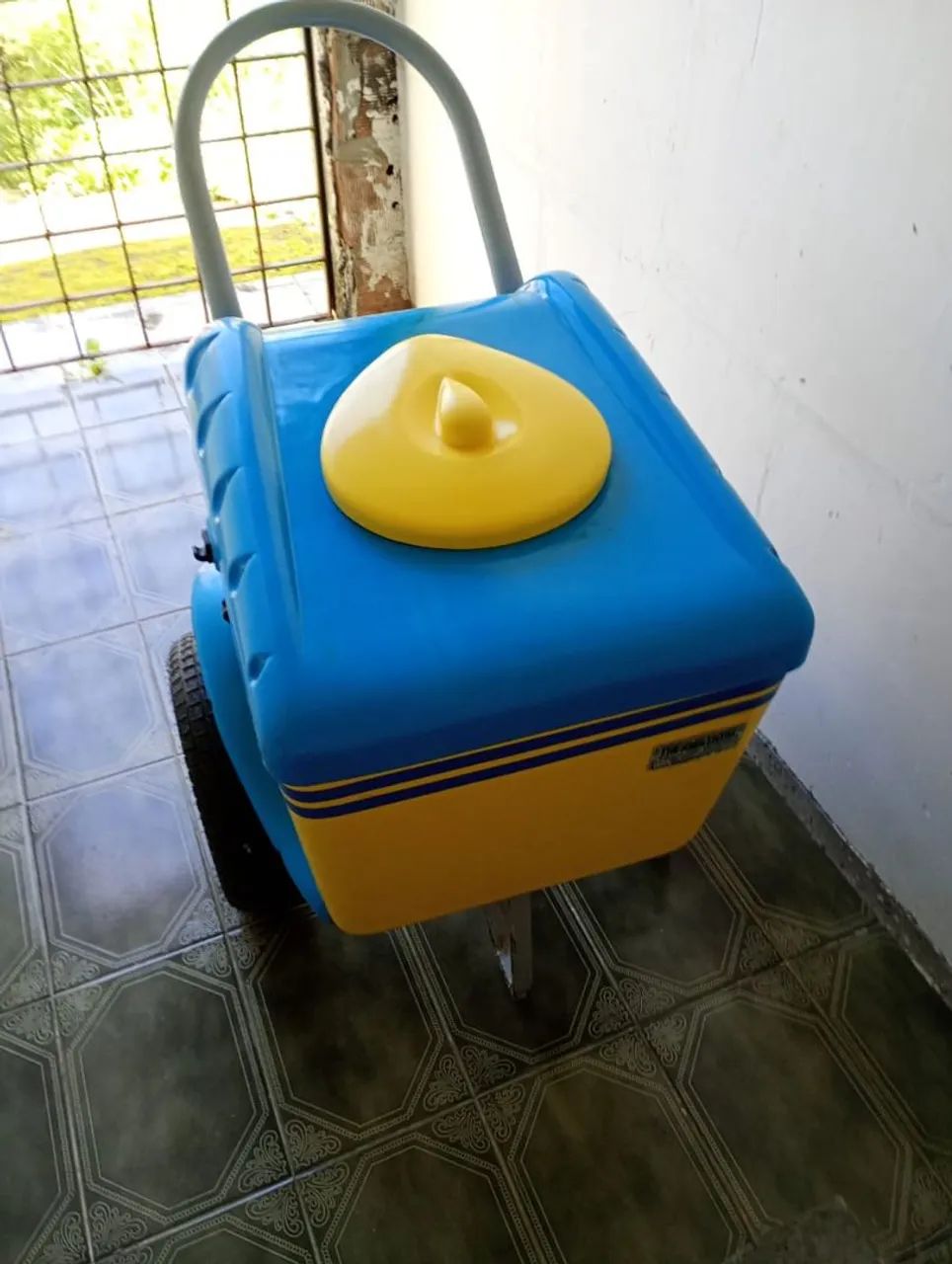 Carrinho para sorvete 350 litros  - Foto 4