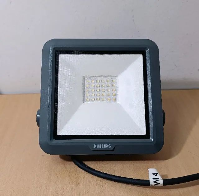 Refletor LED Philips de 20W - Foto 3