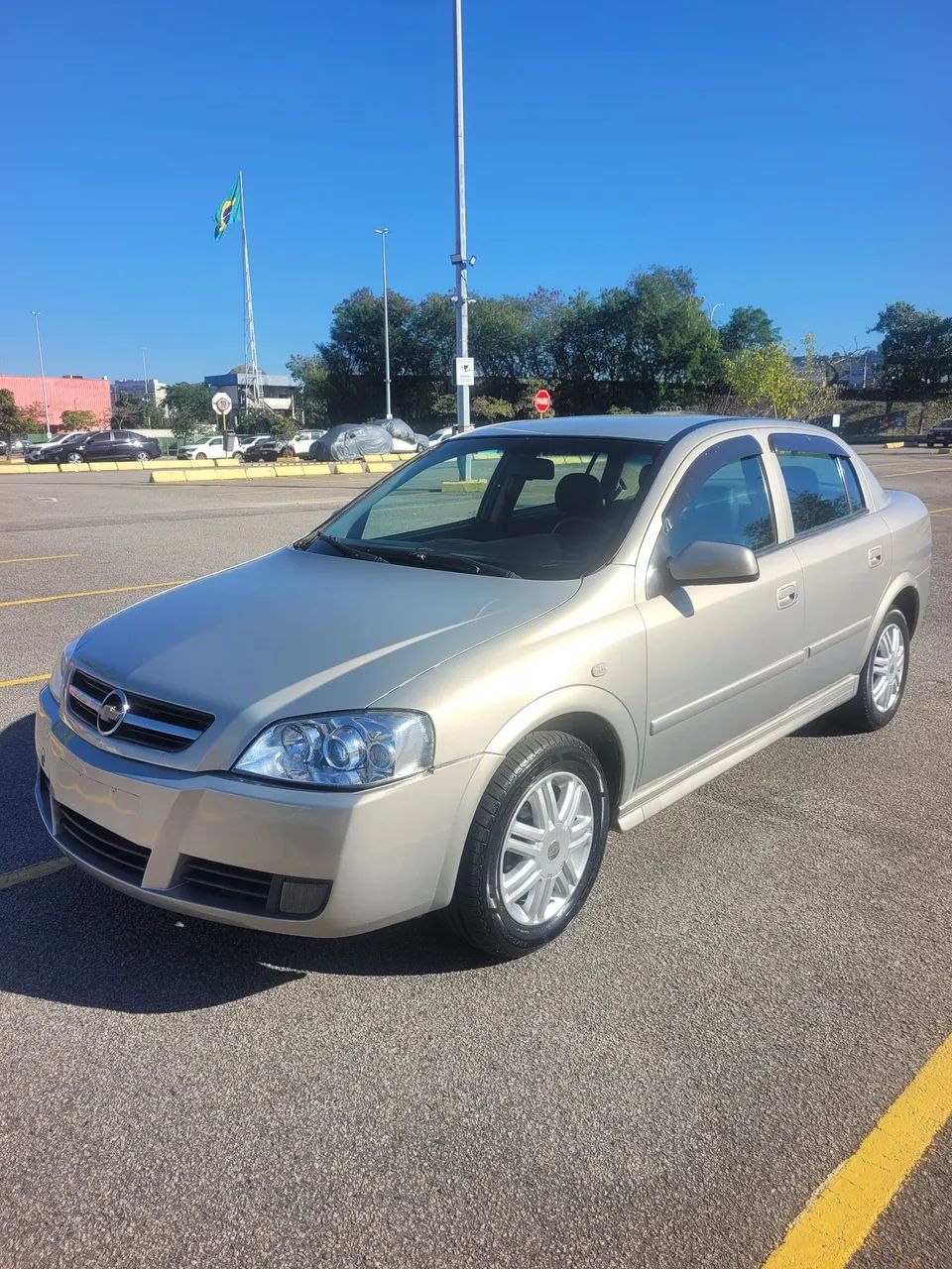 Chevrolet Astra Sedan 2.0/ CD 2.0 MPFI 8V 4P Aut. 2004