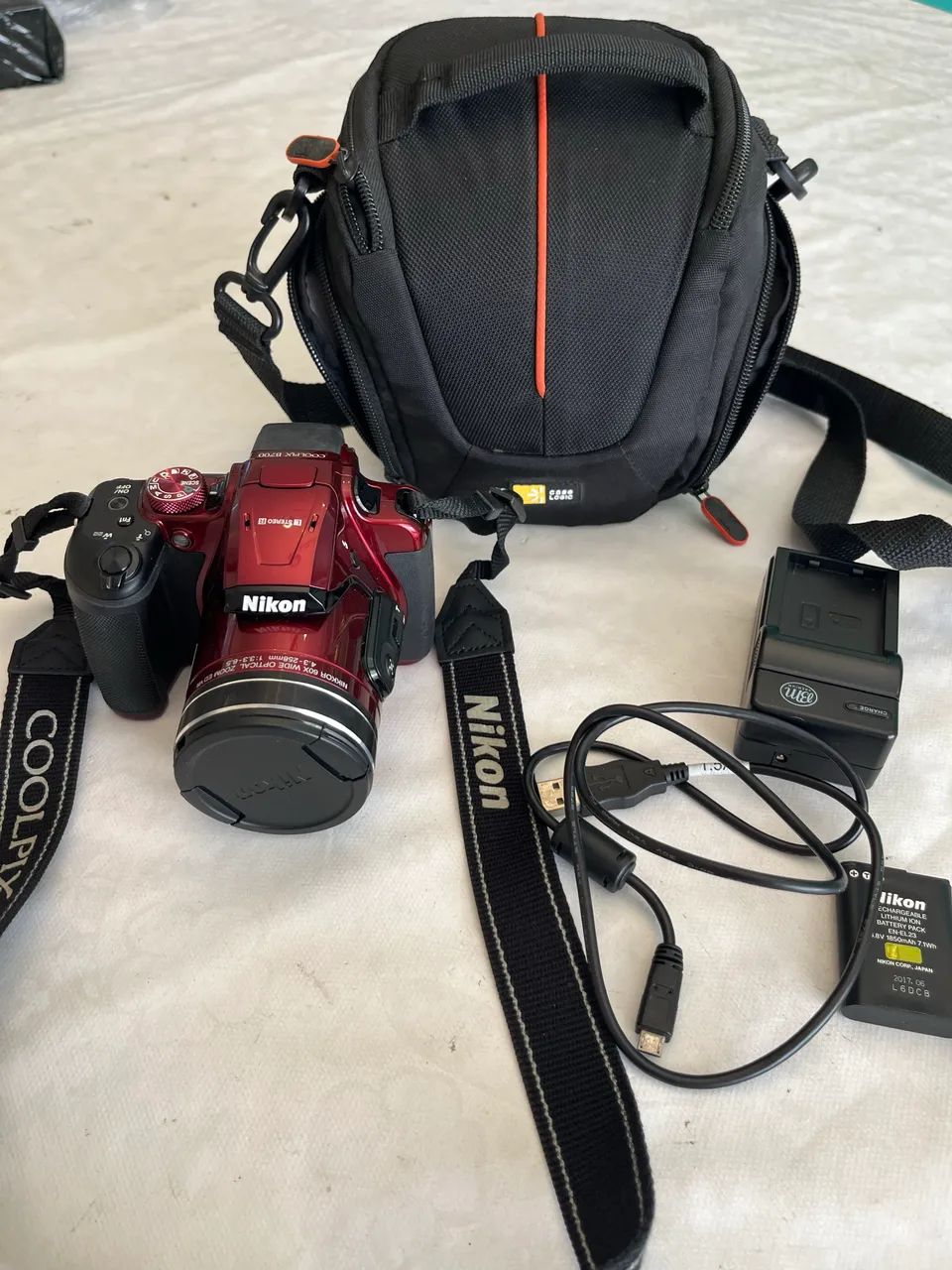 NIKON COOLPIX b700 - Câmeras e Filmadoras - Vila Inah, São Paulo