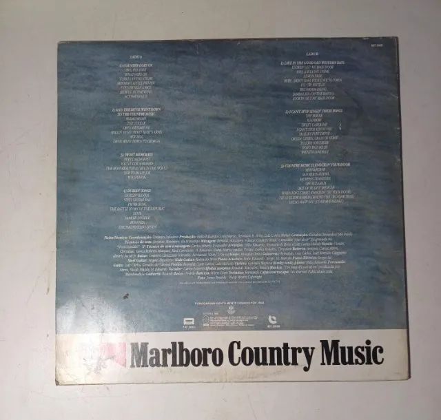 Disco de Vinil Country Music funcionando  - Foto 4