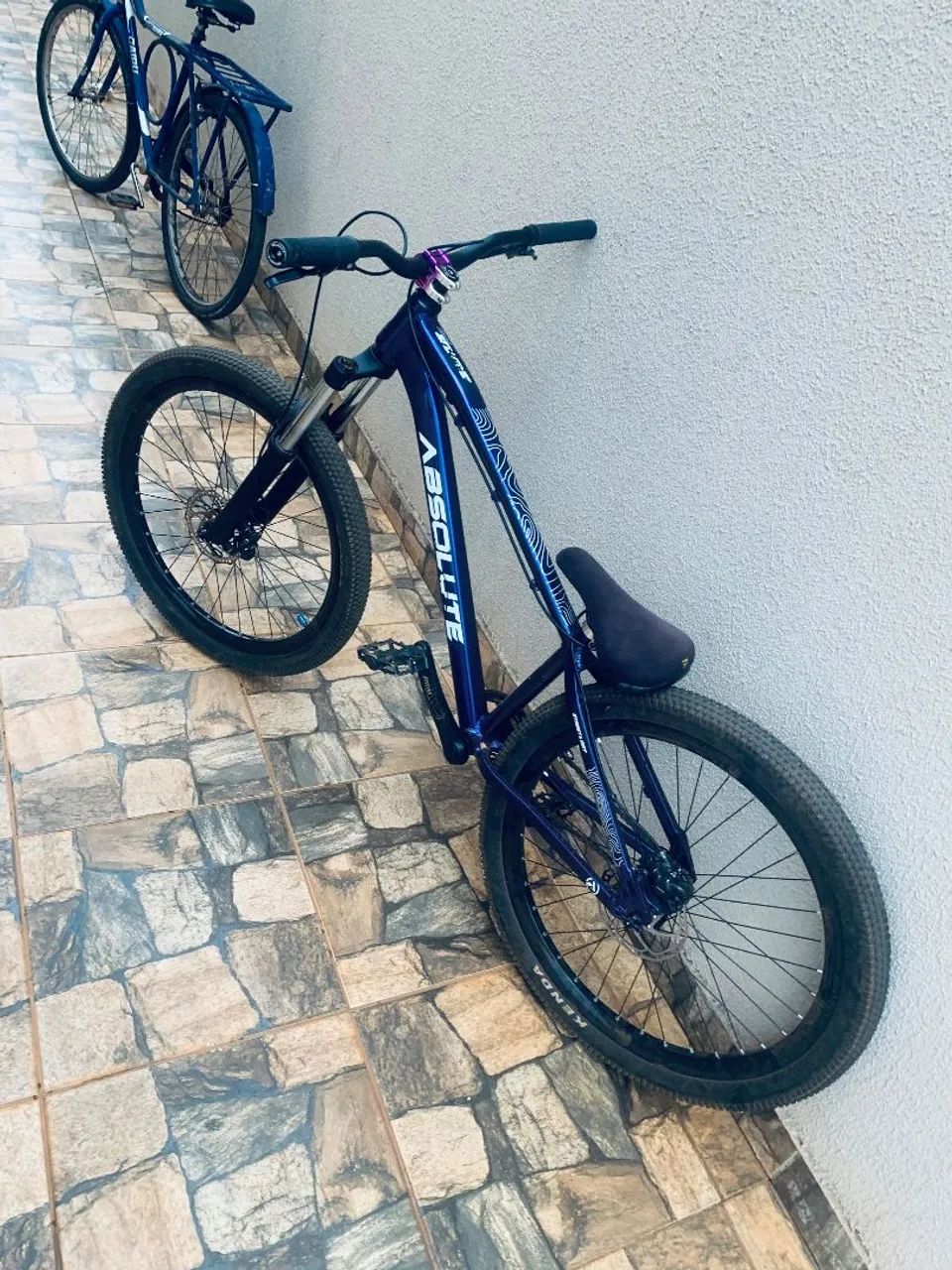 Absolut brutus pro semi nova 