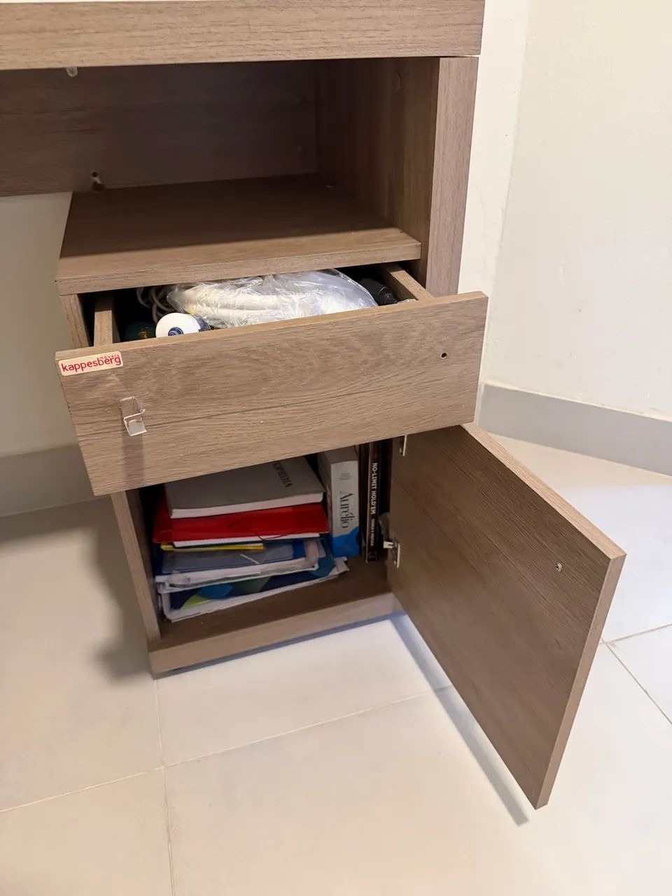Escrivaninha  - Foto 2