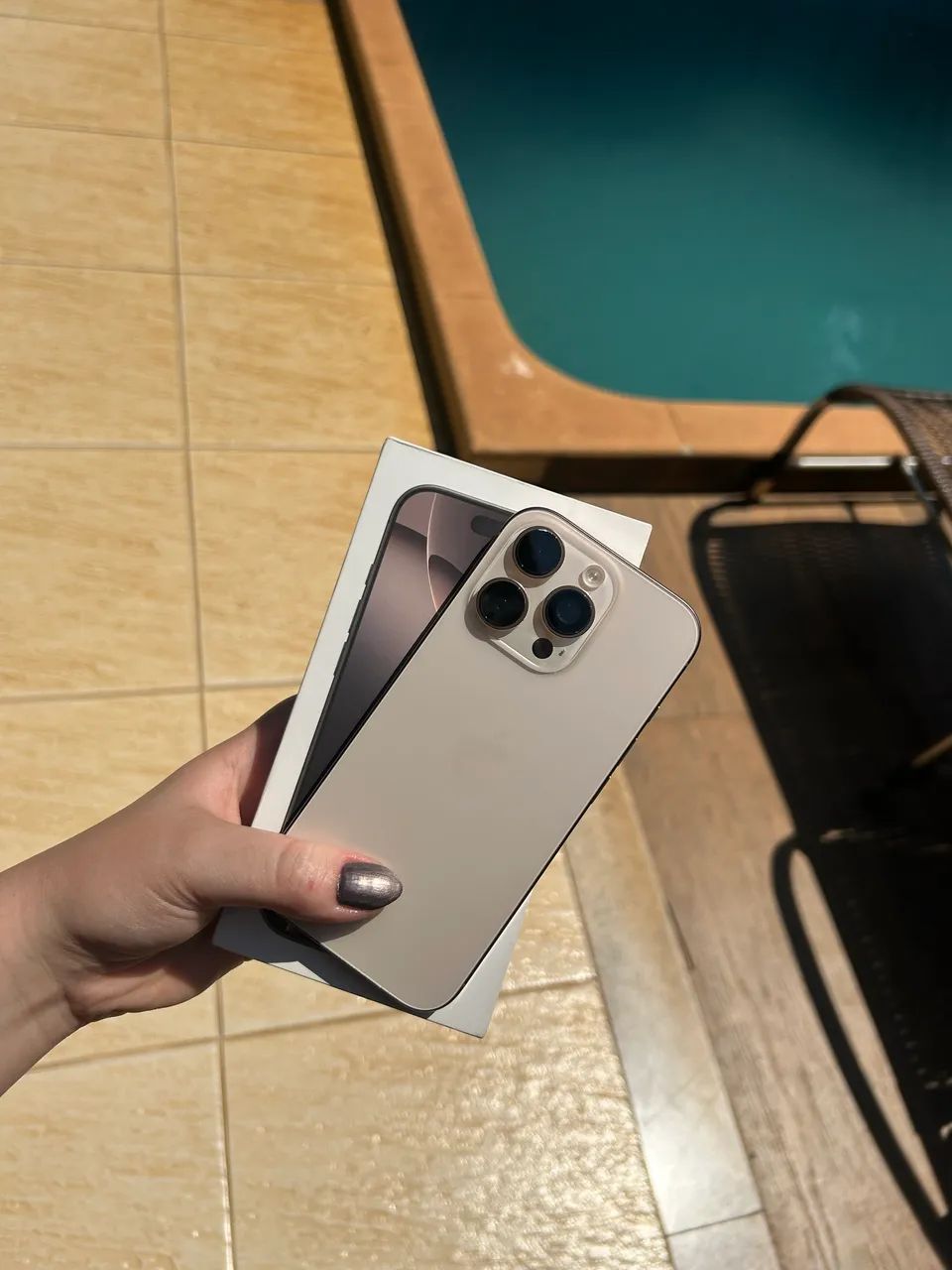 iPhone 16 pro 128 gb  - Foto 2