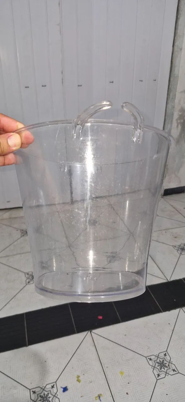 Balde de gelo acrílico