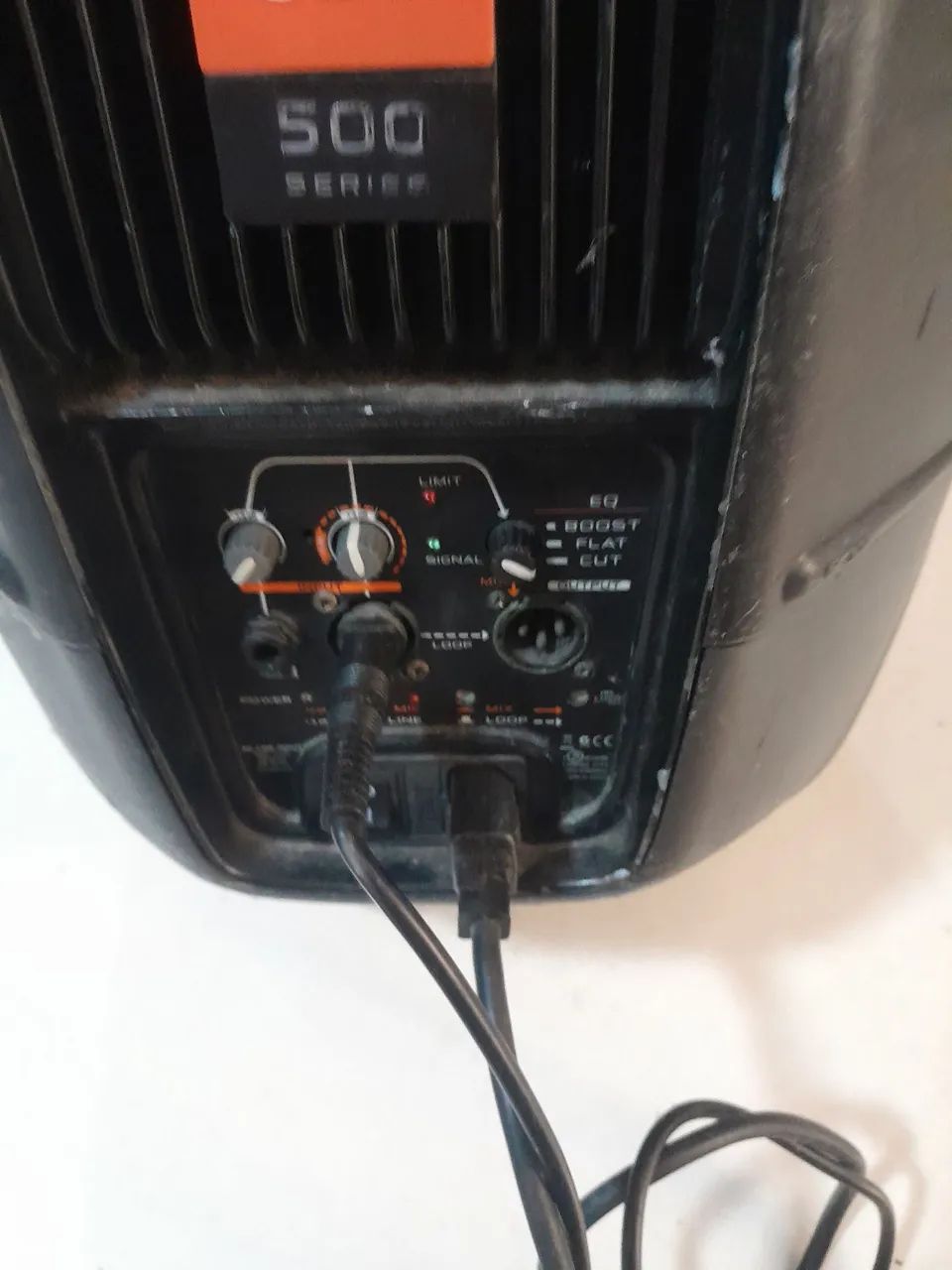 Caixa de Som profissional Jbl