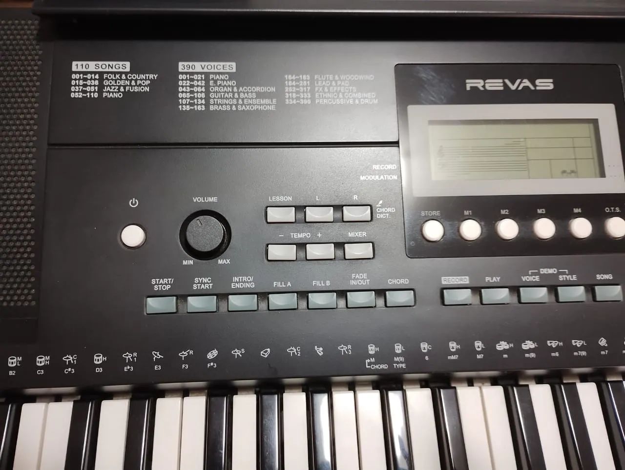 Teclado REVAS KB-330 com suporte  - Foto 4