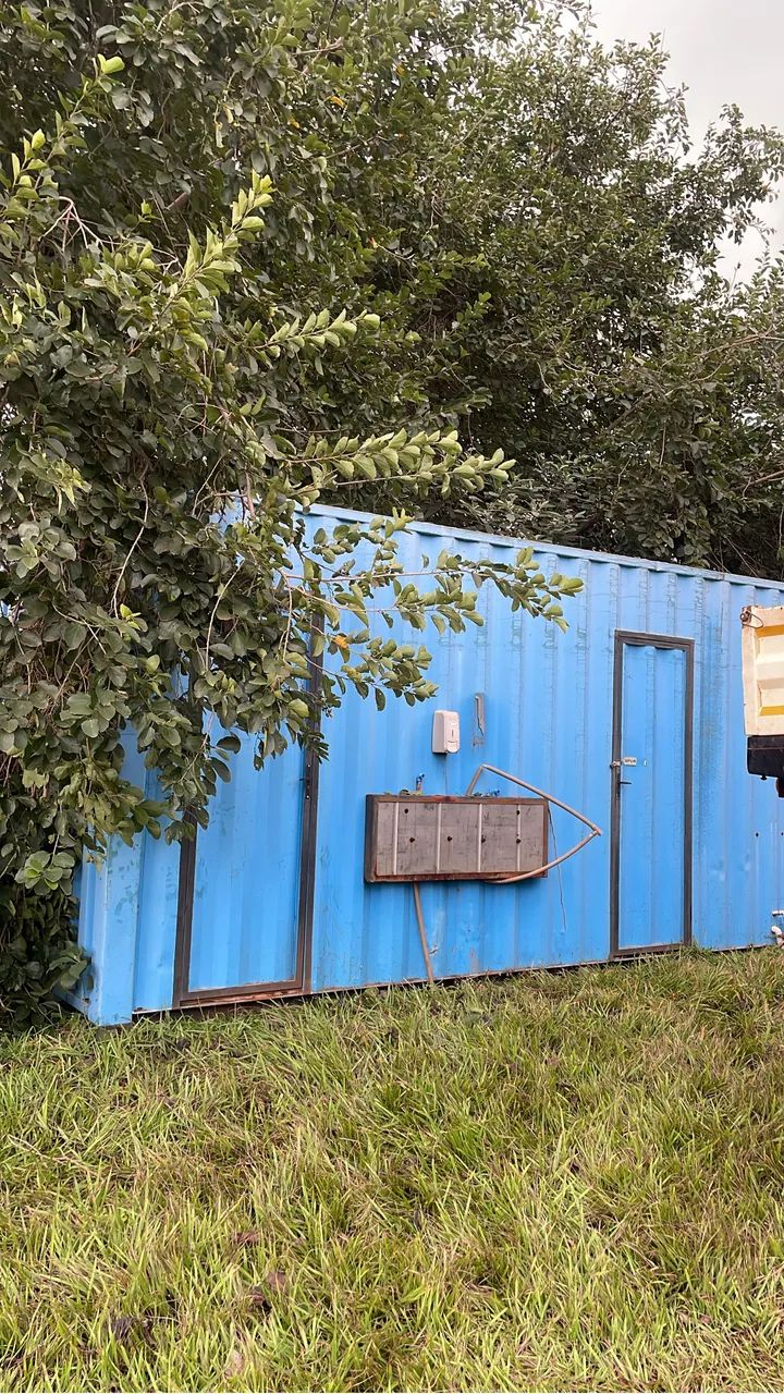 Container