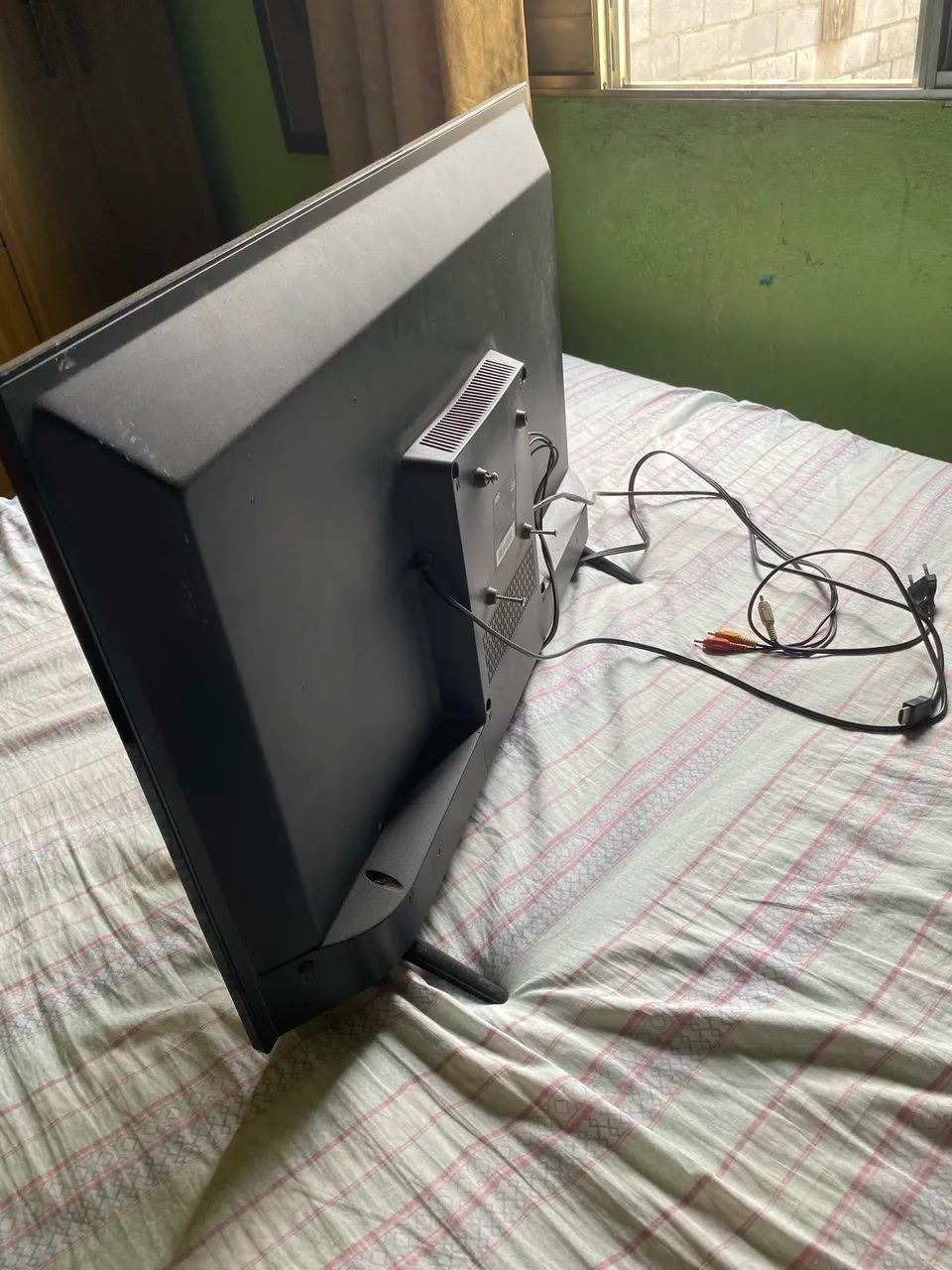 TV 32 polegadas AOC - Não é smart TV! - Foto 3