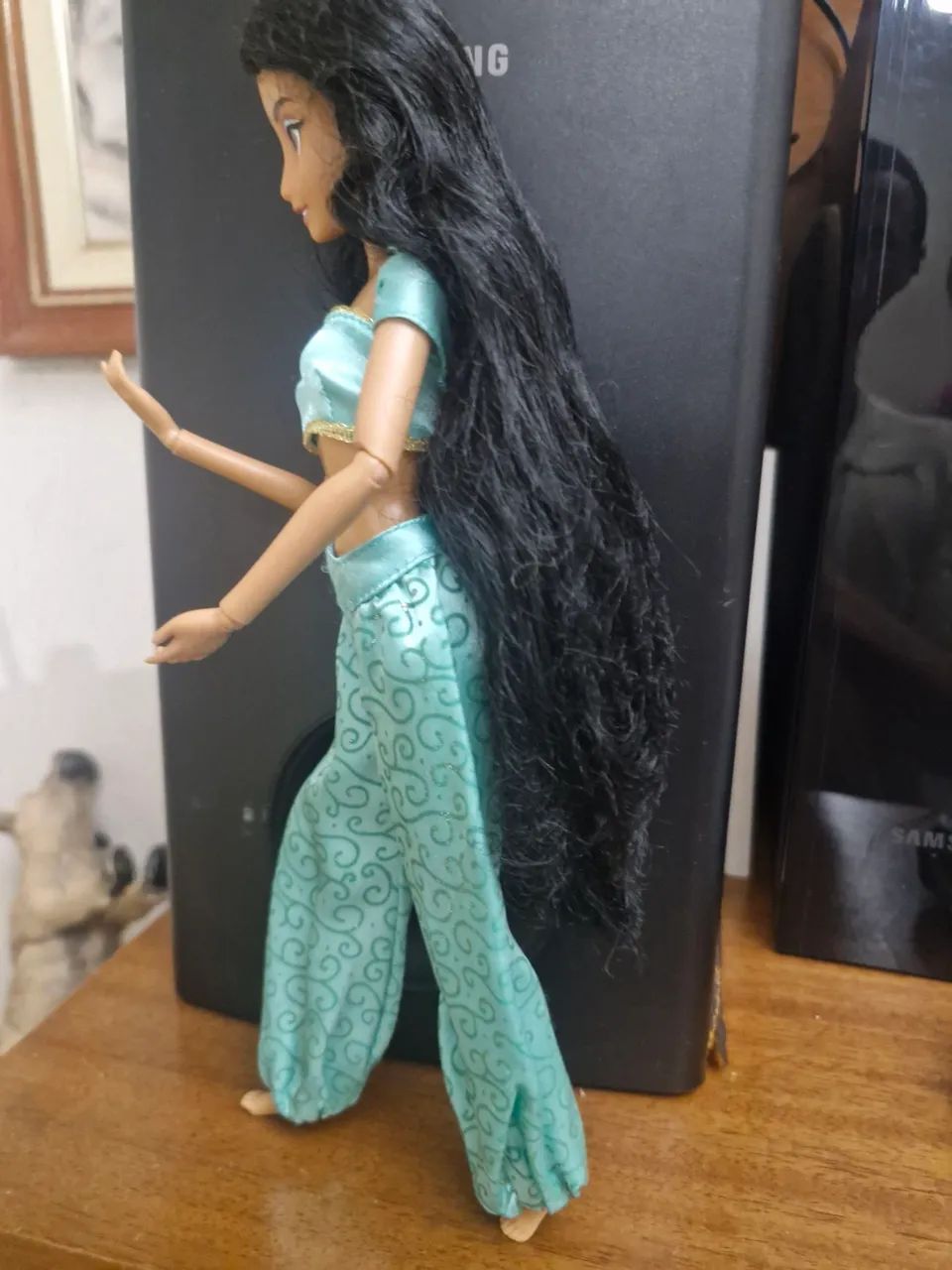 Linda boneca Jasmine Clássica Disney Store  - original Disney - Foto 3
