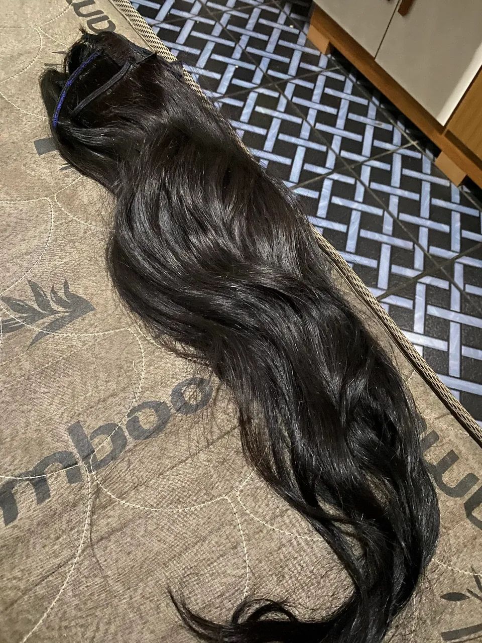 Mega hair