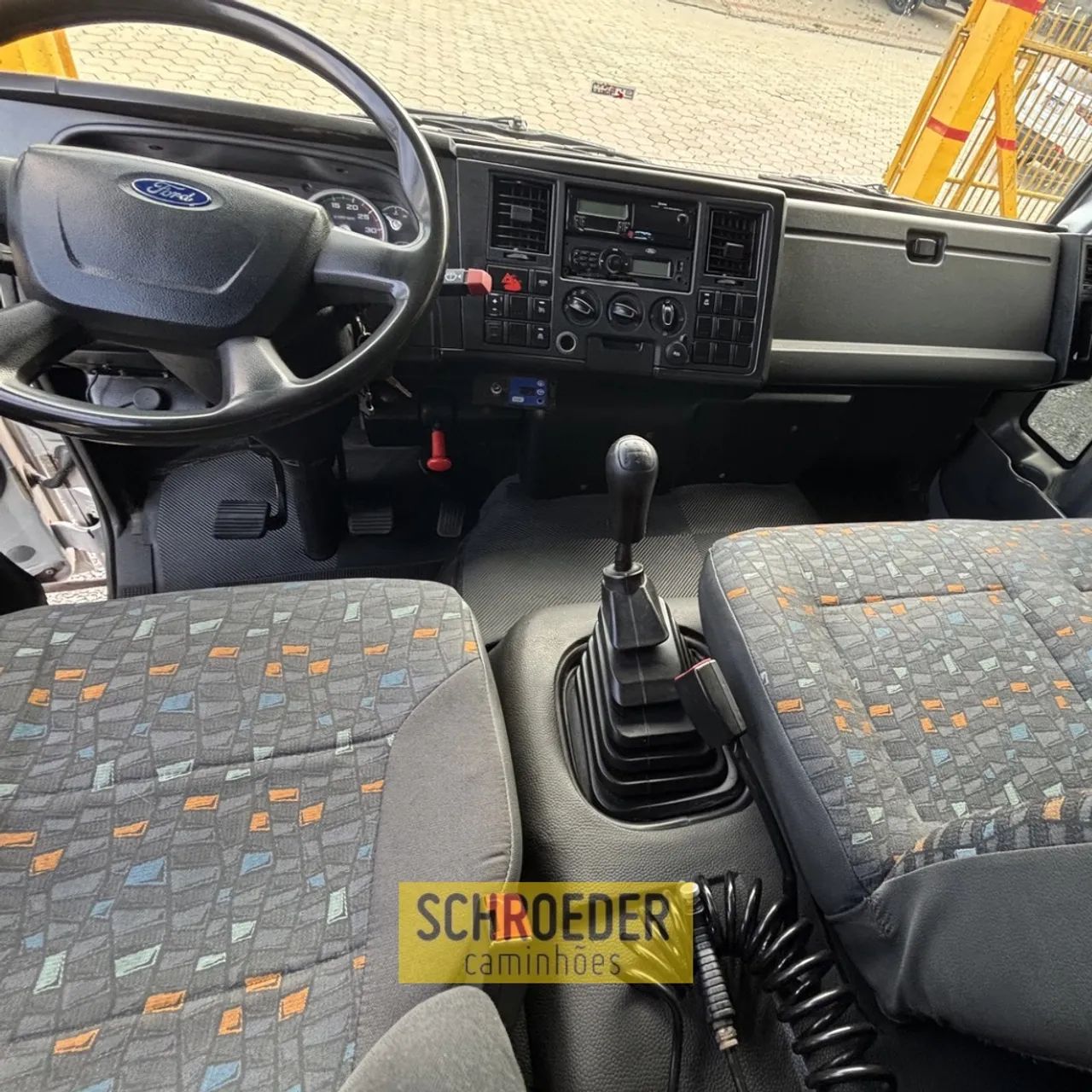 Ford Cargo 816 - Foto 2