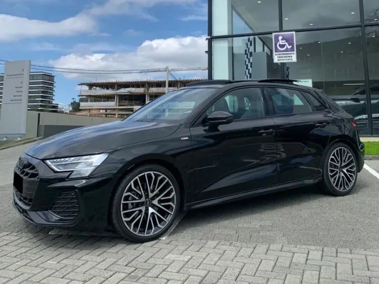 Audi A3 Sportb. Performance Black 2.0 S-tron. 2026 - Foto 3