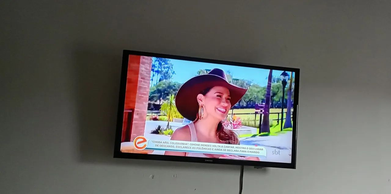 Smartv Samsung 32 polegadas LED funcionando perfeitamente em bom estado de conservação 