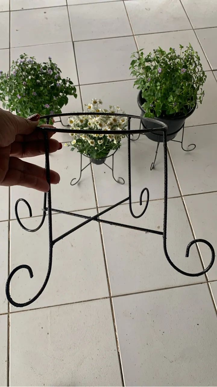 Suportes de ferro para plantas  - Foto 4