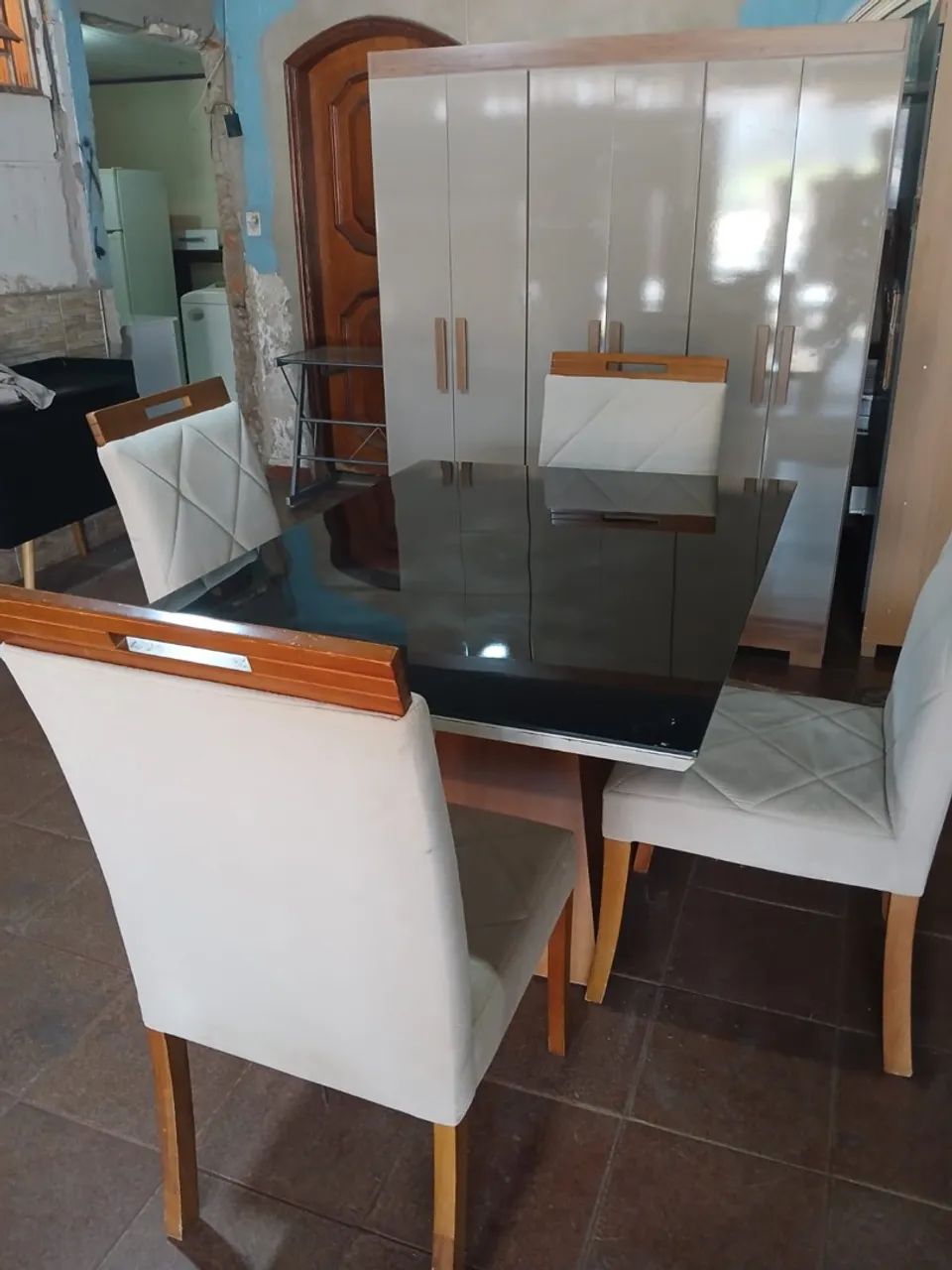 mesa com cadeiras - Foto 4