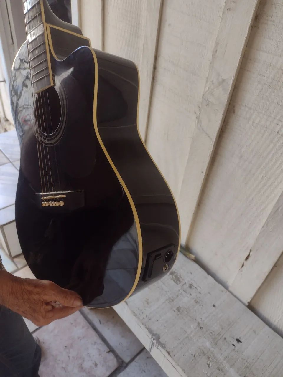 Vendo violão eletrico e caixa amplificada - Foto 4