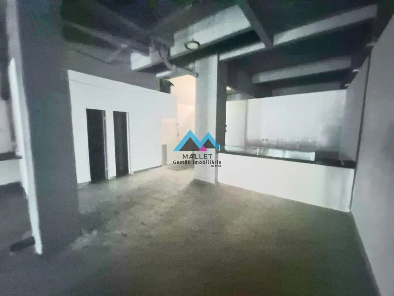 Loja ampla, com 265 m², para venda e locação no Humaitá. - Foto 4
