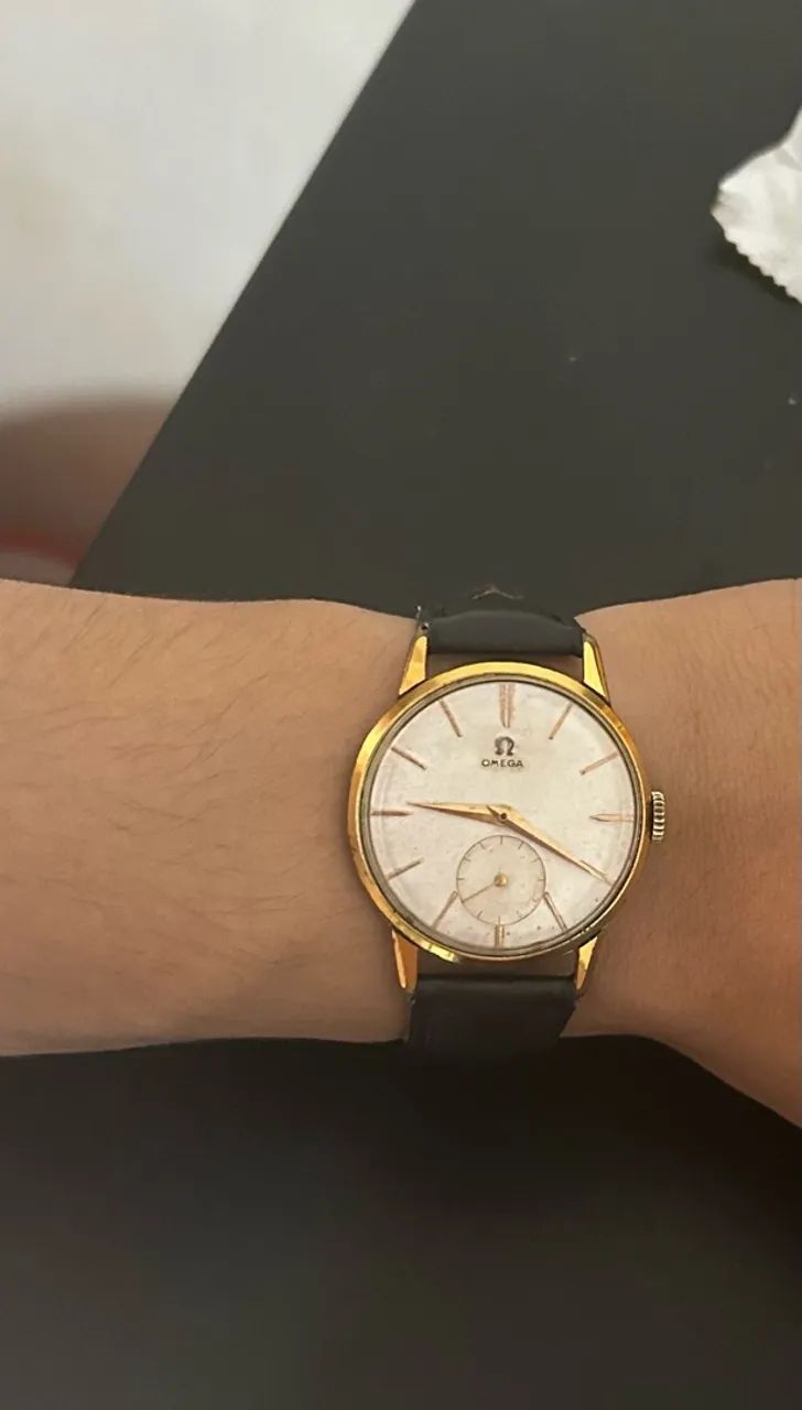 Omega 1940 plaque em ouro
