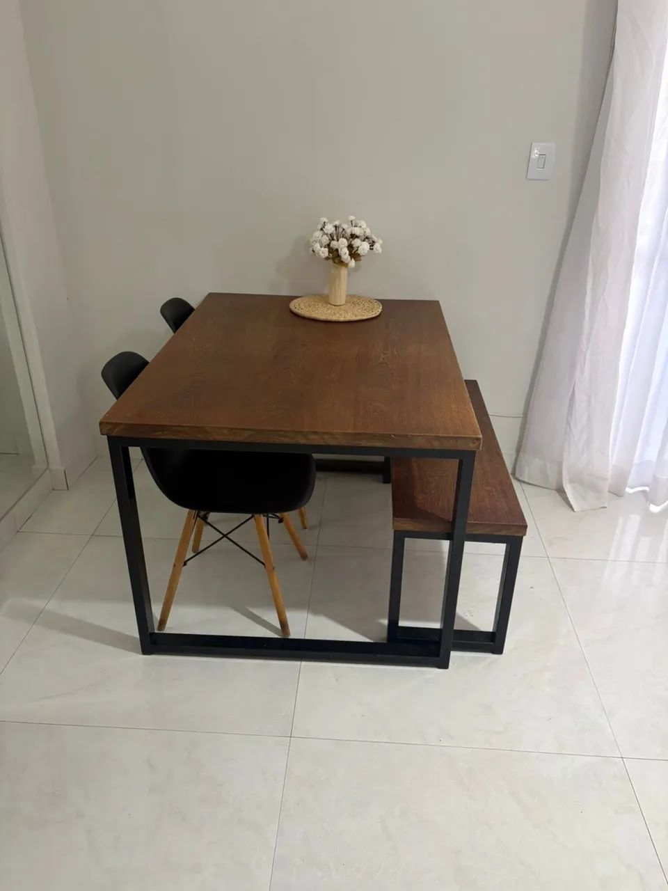 Conjunto mesa madeira maciça 