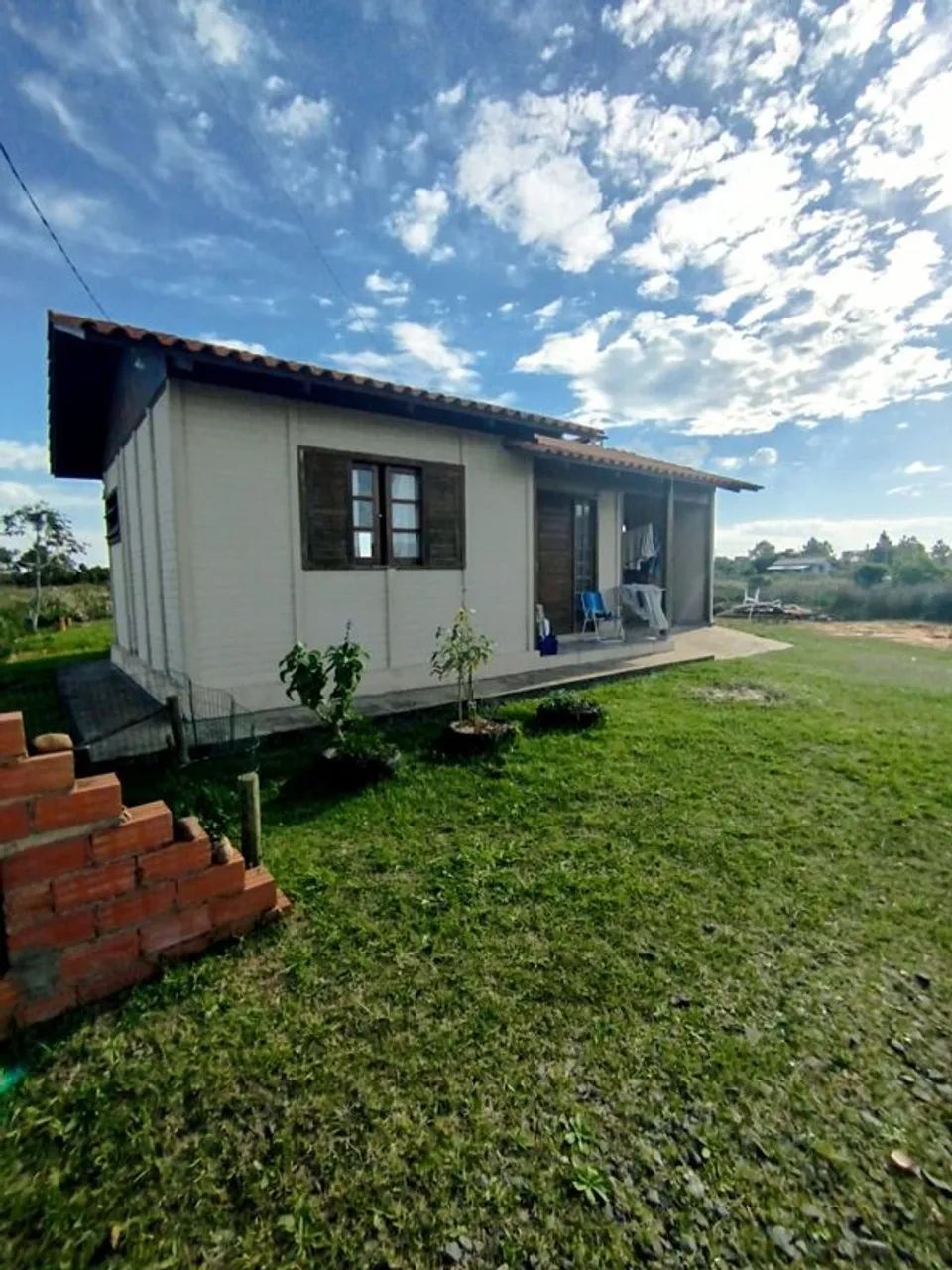 Casa com 2 Quarto(s) e 1 banheiro(s) para Alugar, 70 m² por R$ 1833 / Mês