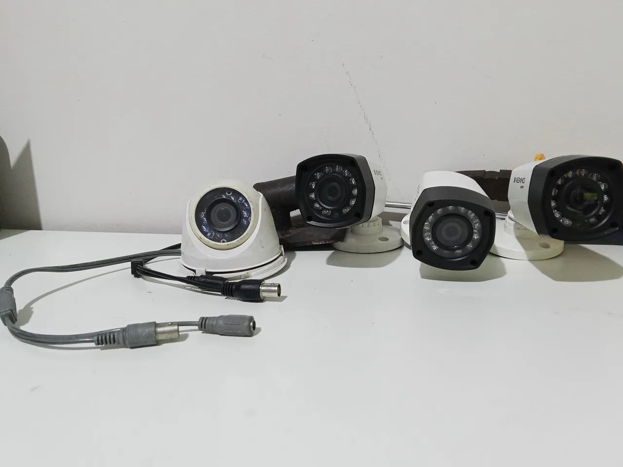 Security Cameras432957409052610560