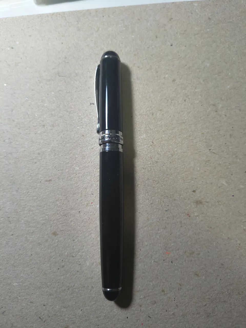 Caneta tinteiro preta jynhao 