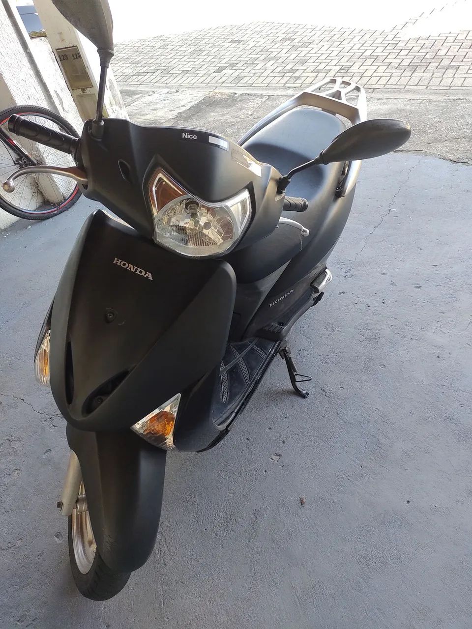 Honda lead  - Foto 4