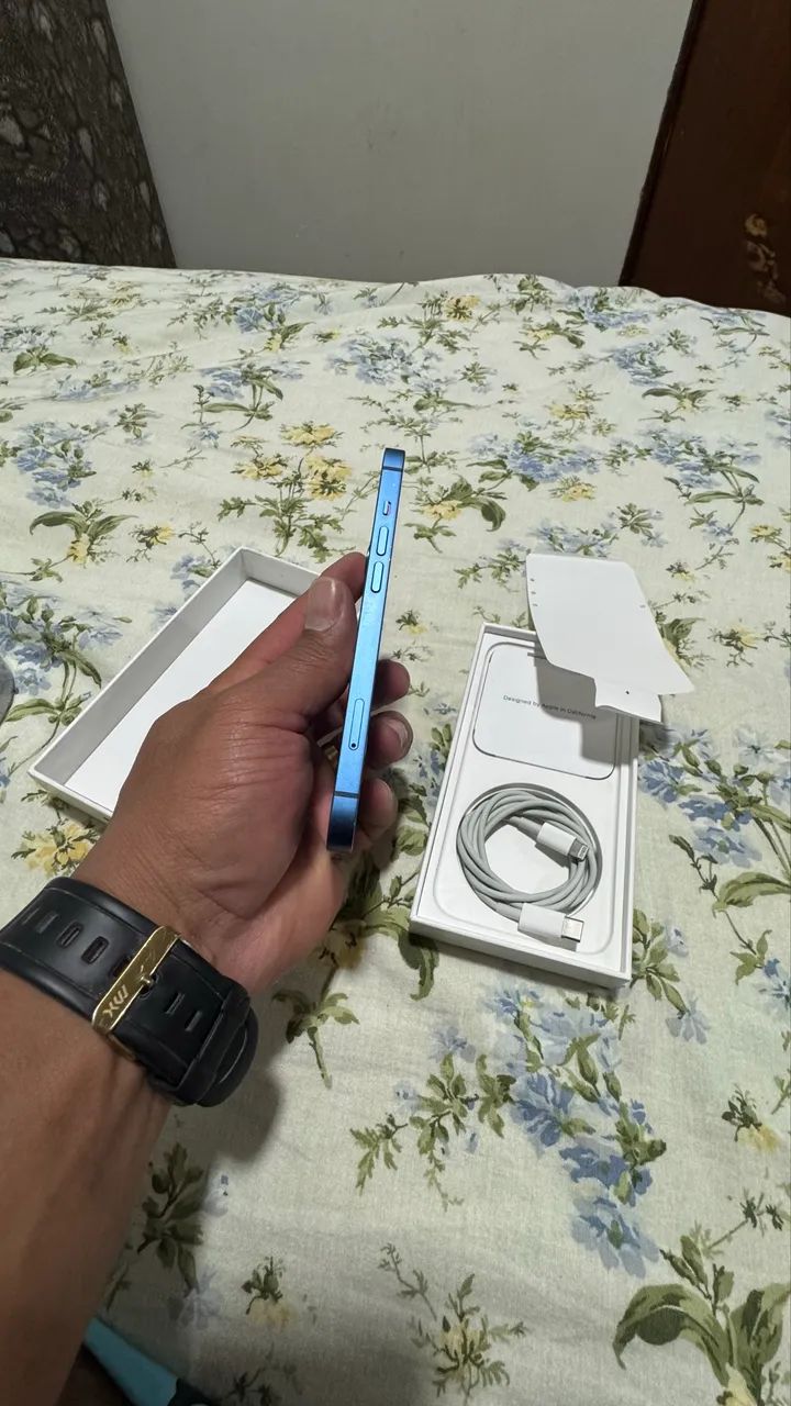 iPhone 13 azul  - Foto 4