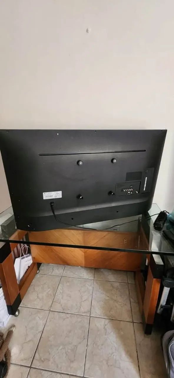 Smart Tv, LG 43', funcionando perfeitamente! - Foto 3