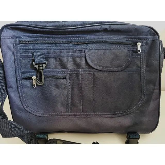 Bolsa/Pasta  de nylon com várias divisórias, extensor e com alça de mão e tiracolo - Foto 2