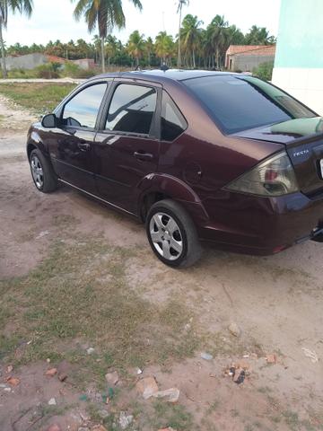 Fiesta Sedã 1.6 Class Flex Completo - Foto 2
