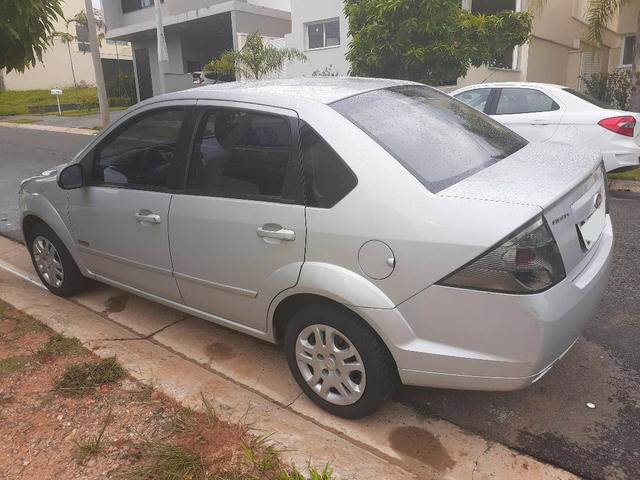 Fiesta Sedan Flex. Prata. Motor 1,6. Ano 2012 - Foto 4
