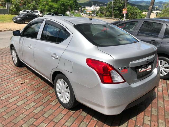 Nissan Versa 1.0 2016 - Foto 6