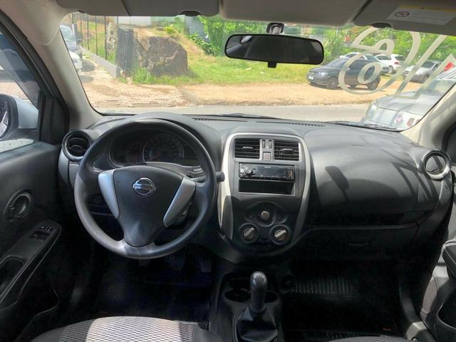 Nissan Versa 1.0 2016 - Foto 2